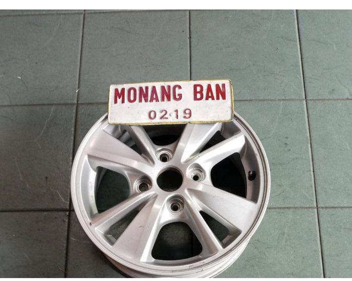 Velg avanza veloz 2014 r15
