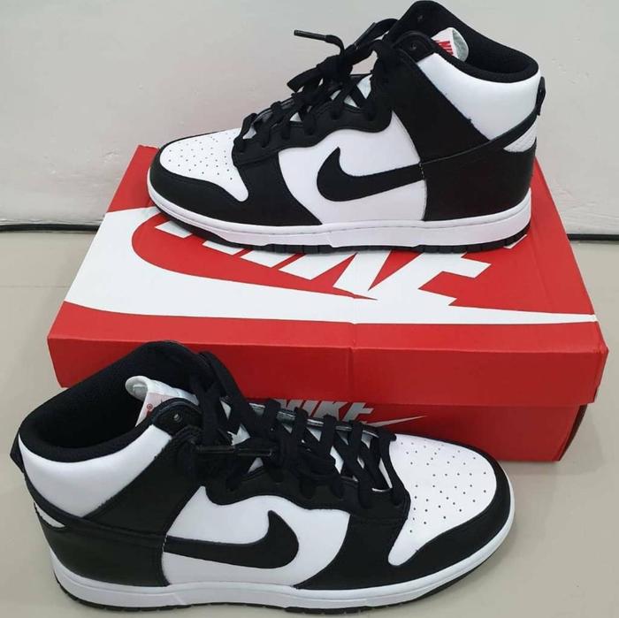 NIKE DUNK PANDA BNIB 100% AUTHENTIC