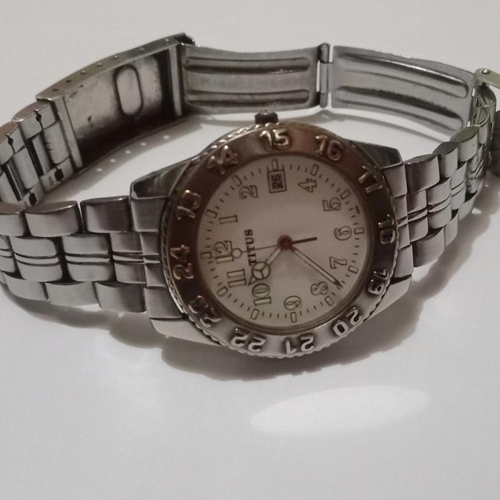 jam titus quartz