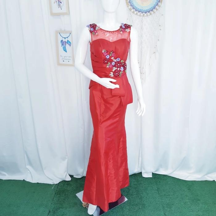Preloved gaun pesta merah caroline kosasih