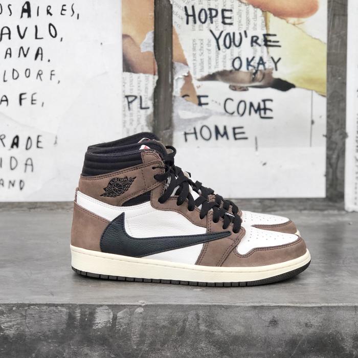 Air Jordan 1 Hi x Travis Scott Cactus Jack