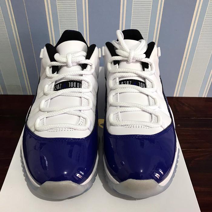 WMNS Air Jordan 11 Retro Low