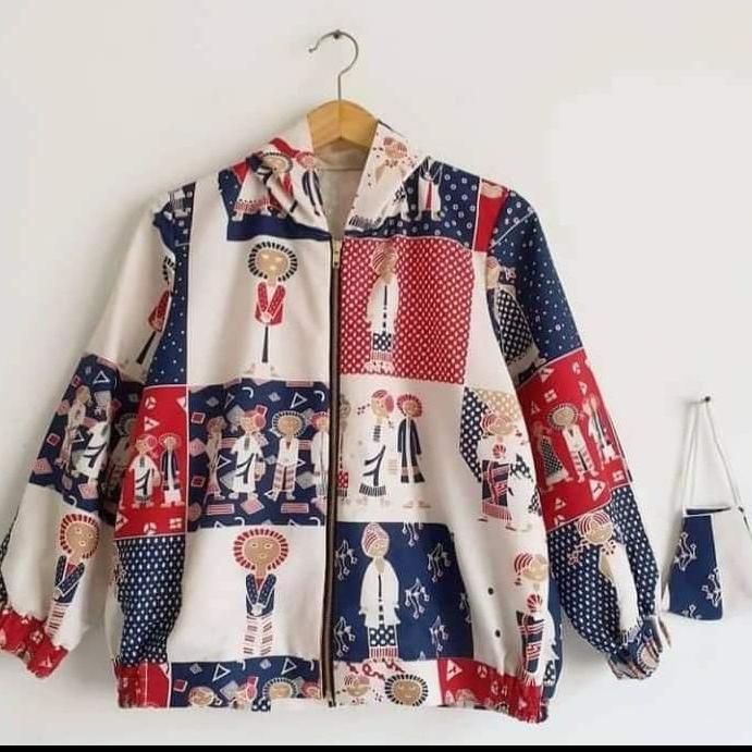 Jaket hoodie Batik motif perca merah