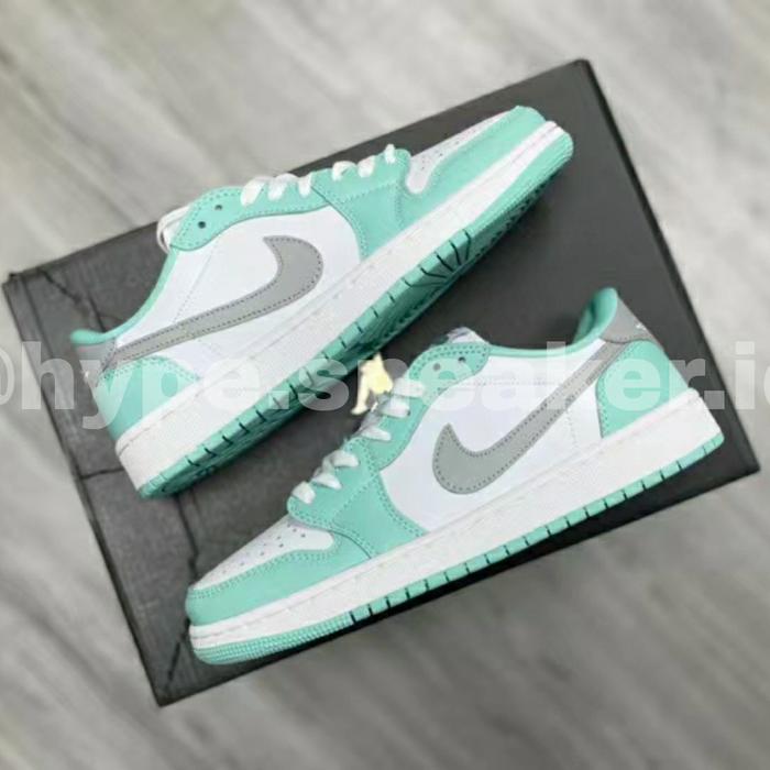 Nike Air Jordan 1 Retro Low White Light Green Grey