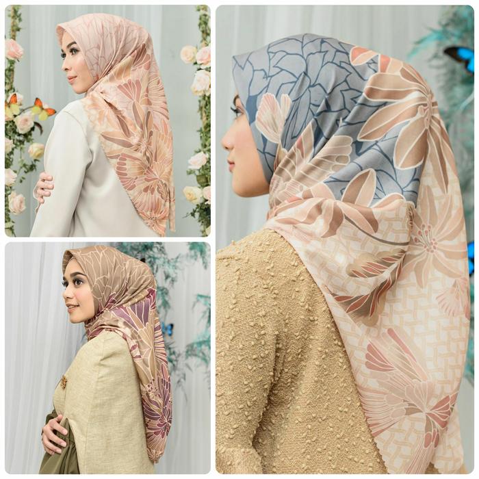 Papillon Scarf by Wearingklamby