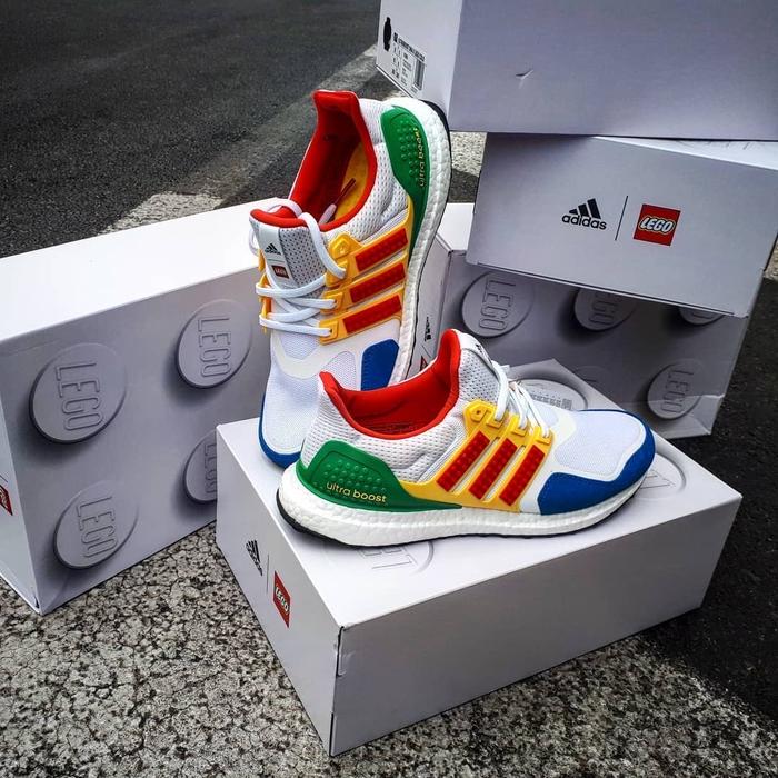 Adidas Ultraboost DNA x LEGO “White/mutli"