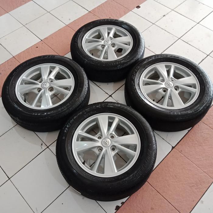 Velg original copotan mobil avanza veloz R15 + ban dunlop 185/65 R15