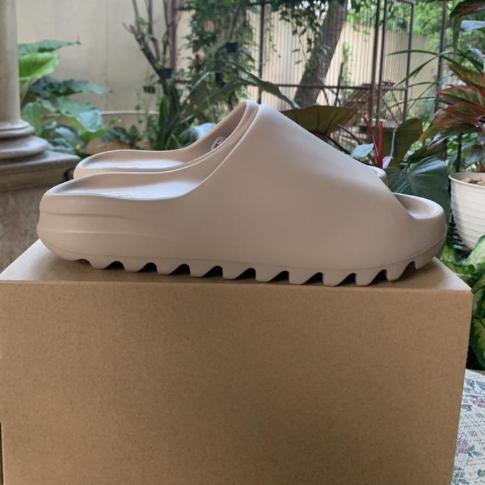 YEEZY SLIDE 'PURE'