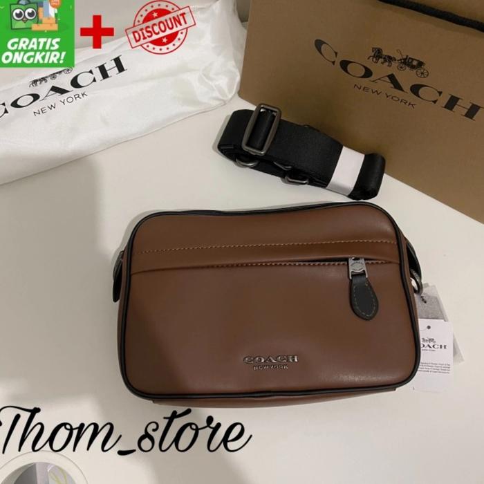 TAS CO GRAHAM SADDLE BLACK SLING BAG IN SIGNATURE LEATHER TAS PRIA