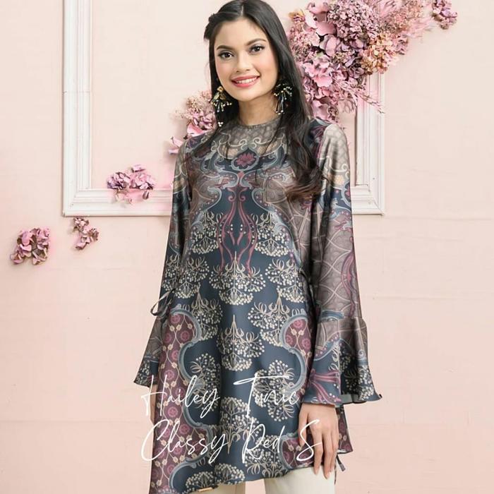 Hailey Tunic Wearingklamby