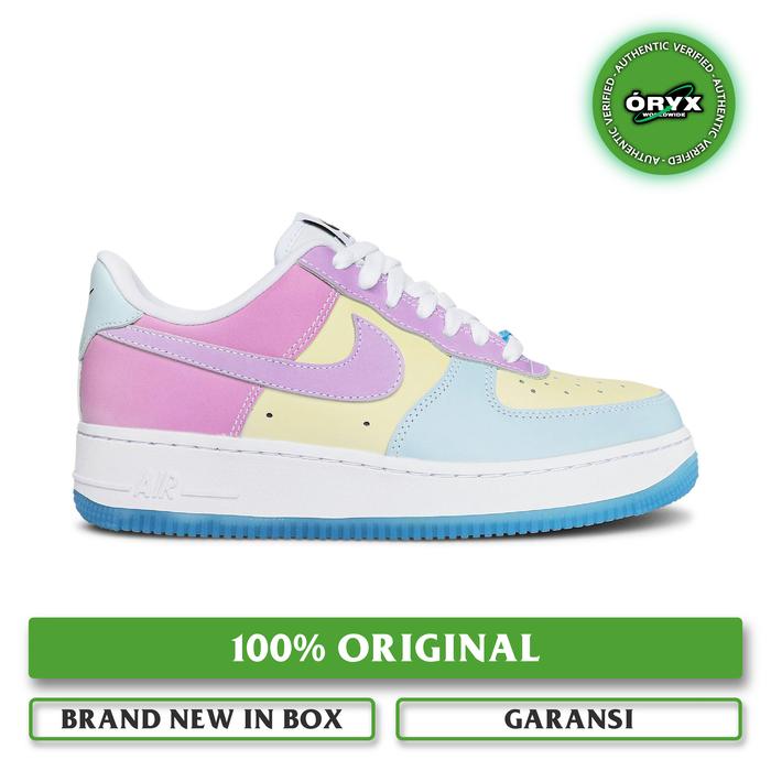 Nike Air Force 1 '07 LX UV Reactive White / Black / University Blue
