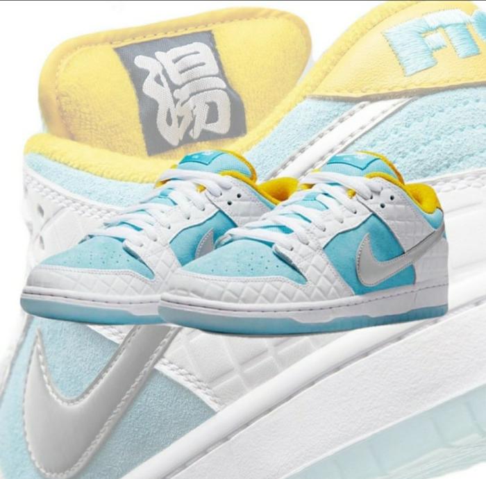 Nike SB Dunk Low x FTC Lagoon Pulse Olympic 2021