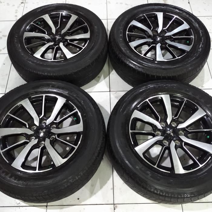 velg bekas mobil Pajero Ring 18 plus ban 265/60R18