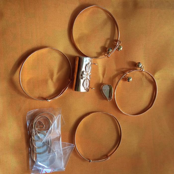 gelang bayi 3 bulanan warna emas gold