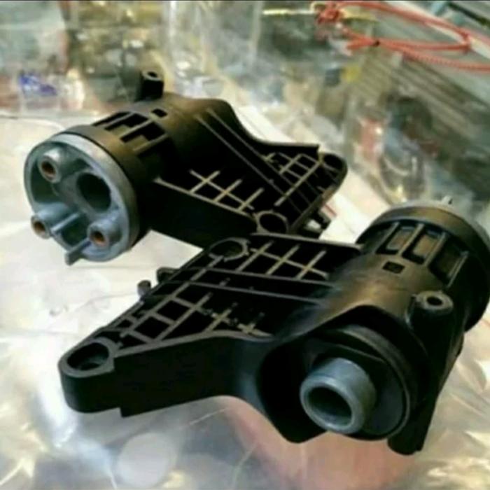 breket as engsel spion Xeni avanza agya ayla 2012 -2017 original