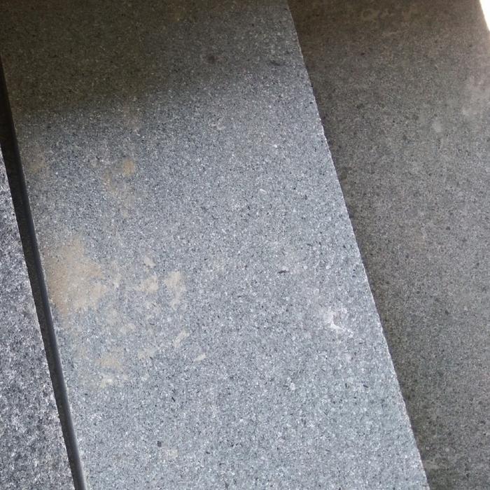 batu andesit 30x60