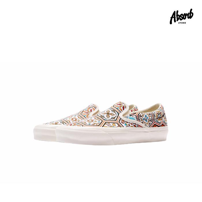 Vans Vault OG Classic Slip-On LX x Kith (Marshmallow) 2020
