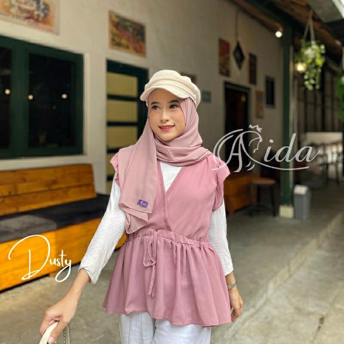 Gamila vest