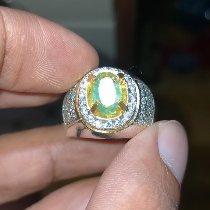 Natural Emerald Beryl Zamrud Muzo Colombia HQ