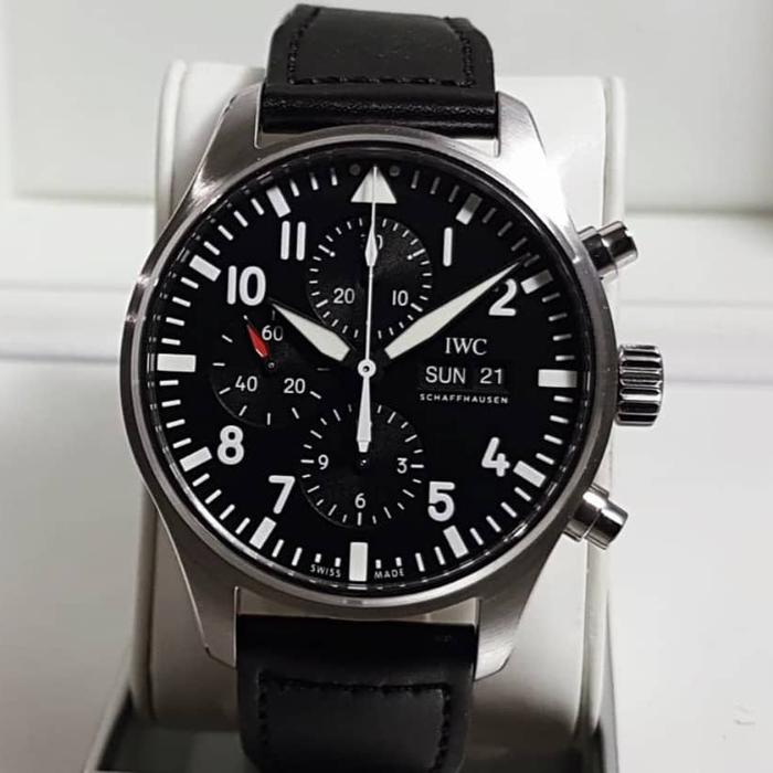 Iwc pilot daydate black