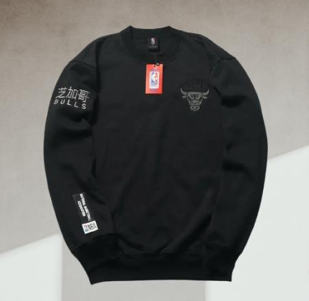 JAKET CREWNECK HOODIE SWEATER BLACK/HITAM METAL BULLS JAPAN WRITE NBA