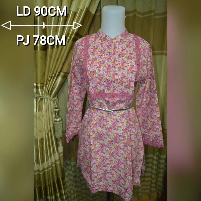 tunik dada plisket renda motif bunga full