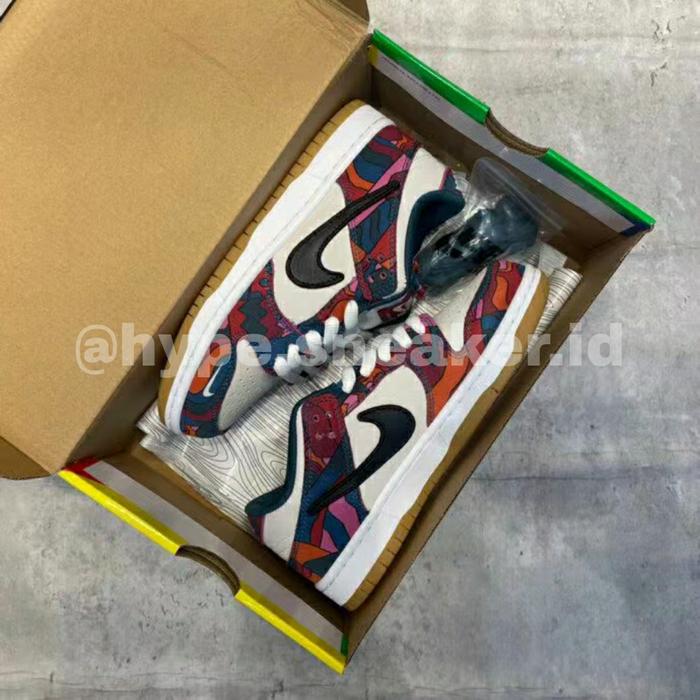 Nike Sb Dunk Low Parra Abstract Art