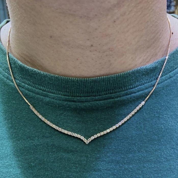 kalung emas berlian wanita (nagita slavina)