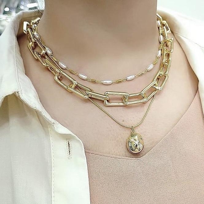 Kalung fashion gold mutiara rantai 3 layer liontin bulat
