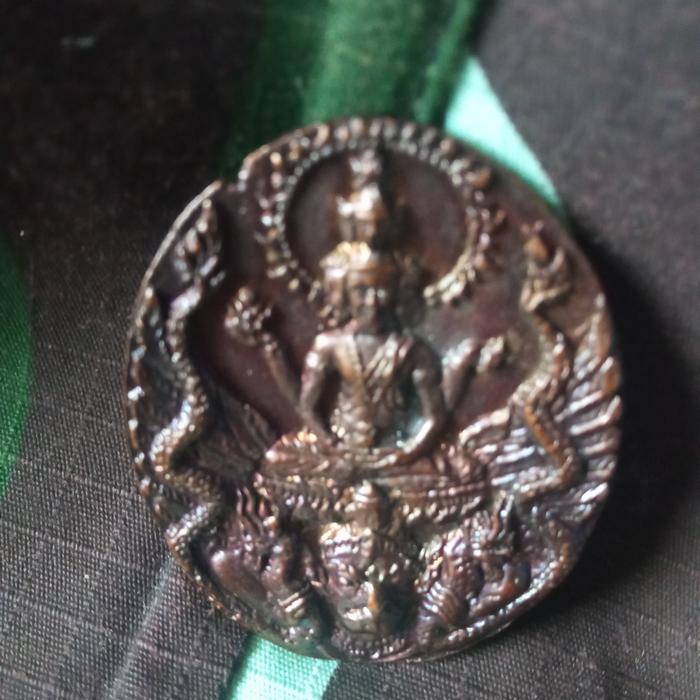 9 Reusi - LP Nong Locket Thaiamulet