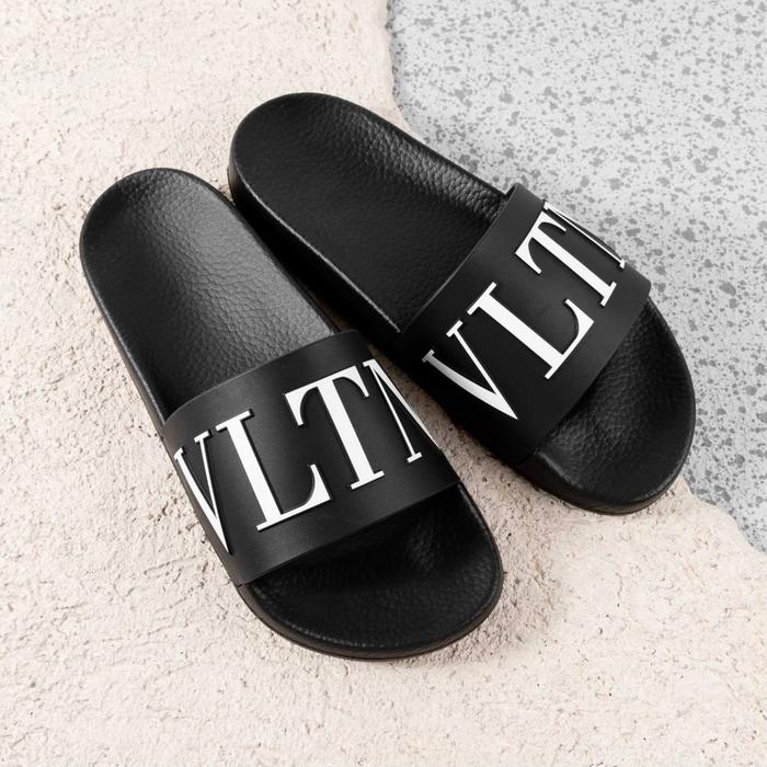 Valentino VLTN Slide / Sandal Men Logo in Black