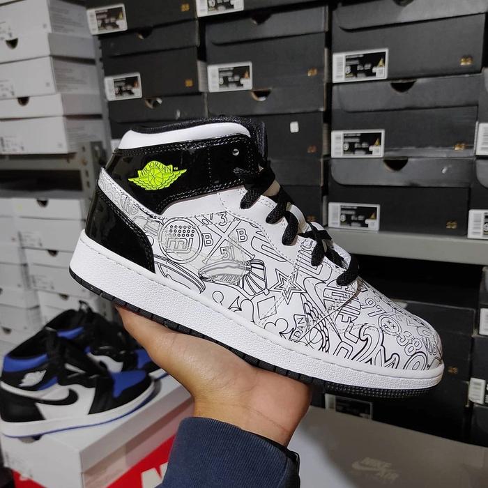 Nike Air Jordan 1 Mid GS DIY (Doodle) Original Resmi