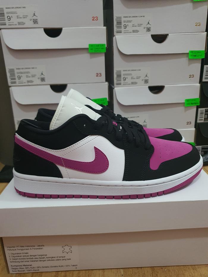 WMNS AIR JORDAN 1 LOW " BLACK CACTUS FLOWER"