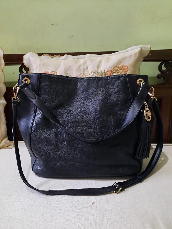 Tas Wanita Branded Second Metro City Tas Selempang 1
