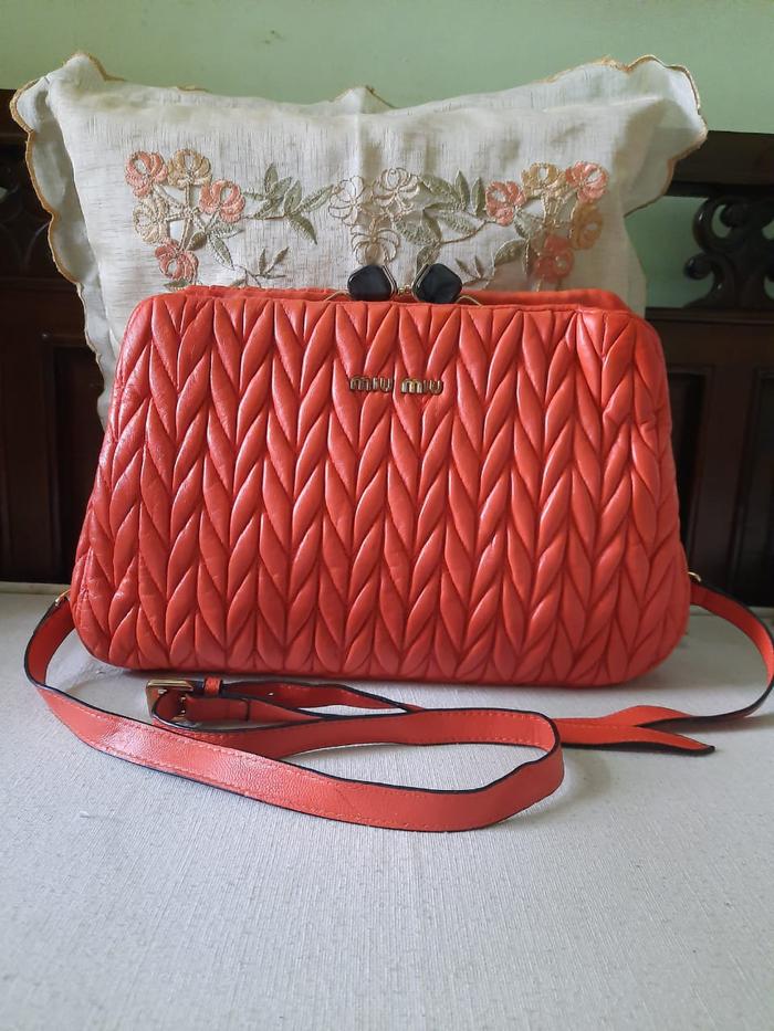 Tas Wanita Branded Second Miu Miu Tas Selempang