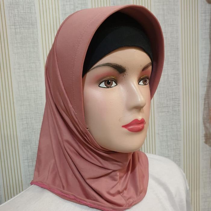 Inner Jilbab/bergo pendek/Jilbab instan peach