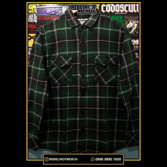 Flannel Lawless - Double Trouble Green , seringai