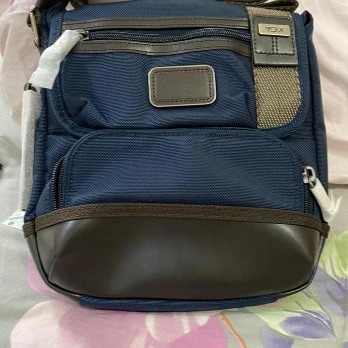 tumi kerby crossbody navy