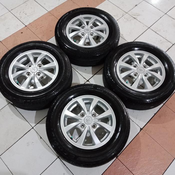 Velg bekas oem original copotan mobil avanza ring 14 + ban bridgestone
