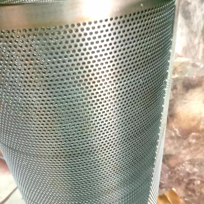 plat besi lubang 5 mm 0.8 mm 1 meter x 2 meter