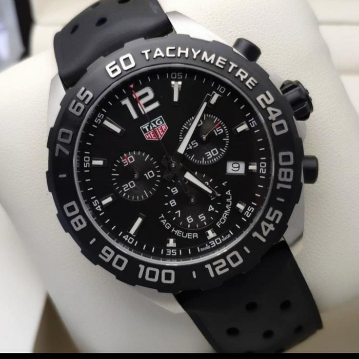 tag heuer f1 chrono caz1010