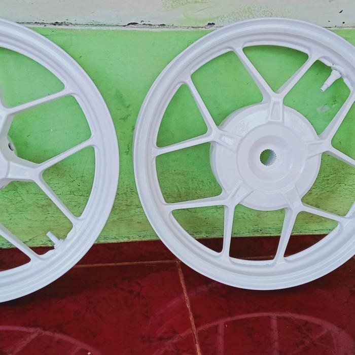 velg racing vario 125/150 Original repaint putih