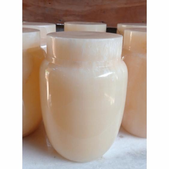 Guci Batu Onyx1