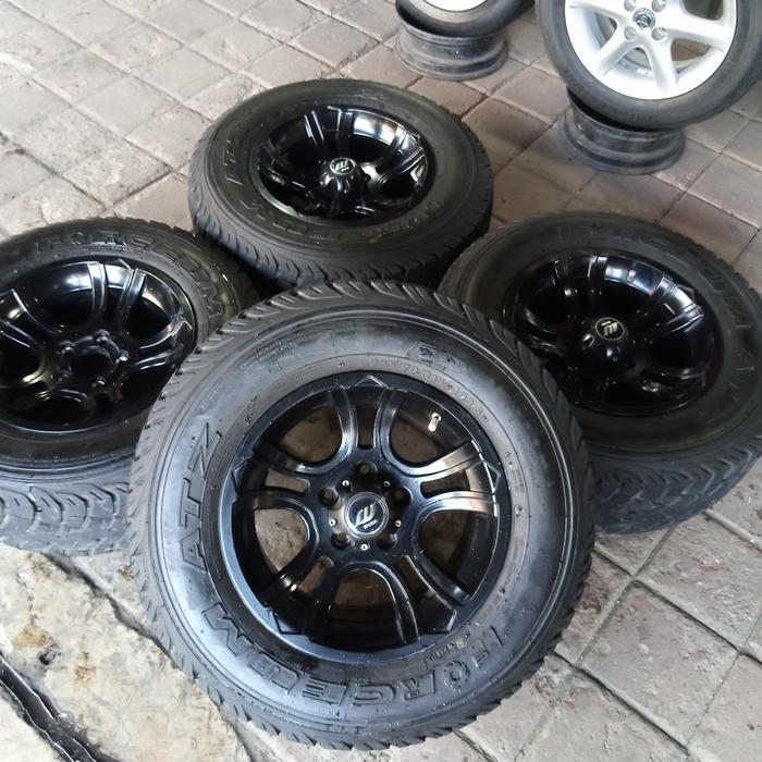 VELG BEKAS MERK HSR PEAK RING 15 × 8 PCD 5×114 BAN 235/70 A/T