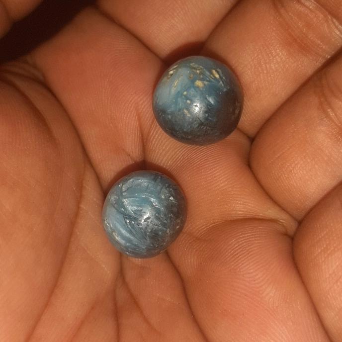 sepasang batu mustika bunga tunjung biru warisan turun temurun