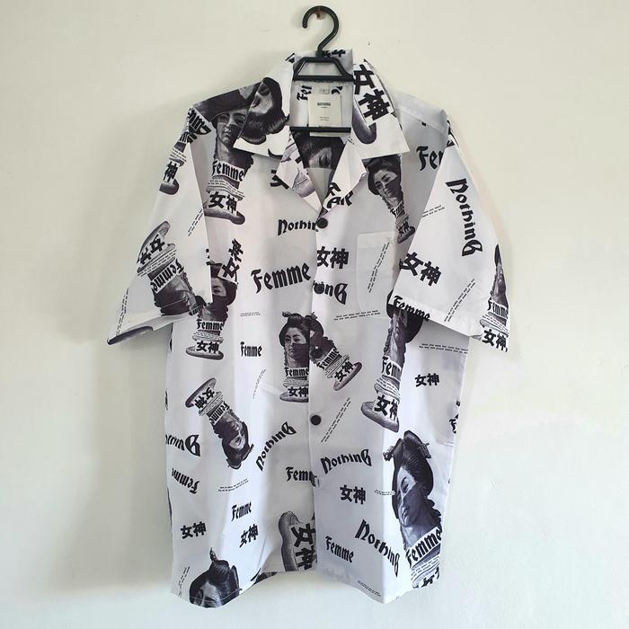 NOTHING Femme Shirt