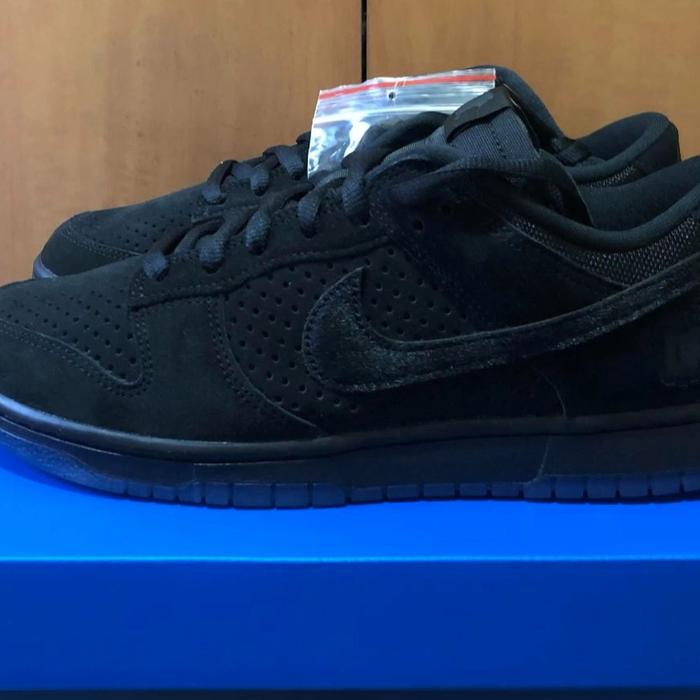 Nike Dunk Low X Undefeated