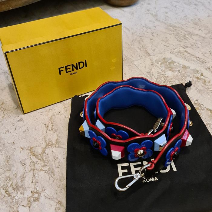 (Preloved) FENDI Flower Strap With Box and DustBag Authentic