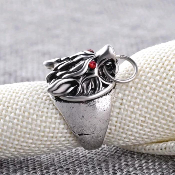 CINCIN UNIK BERLAPIS SILVER ANTIK MODEL SRIGALA BERMATA MERAH - CIN043 SILVER ANTIK
