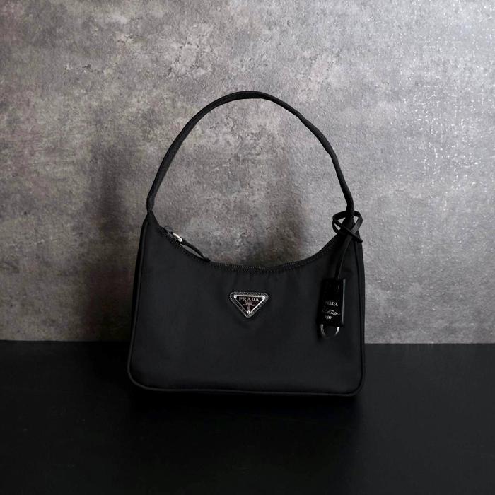 bag Prada tas Nylon Tote Bag Re - Edition 2000 in Black